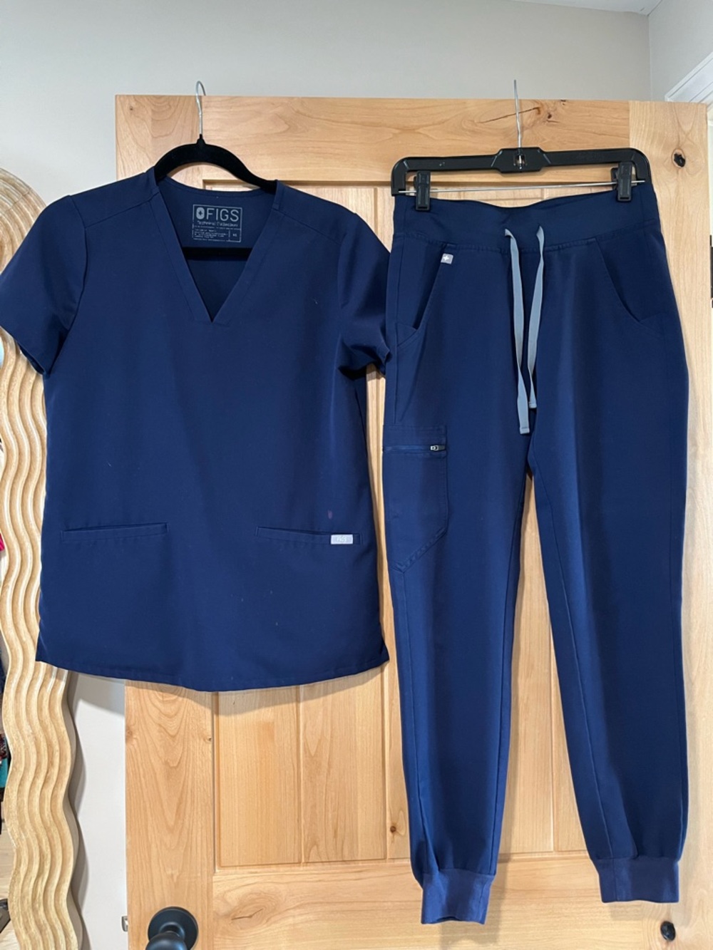 FIGS Navy Blue Scrub Top & Jogger Pants Set XS
